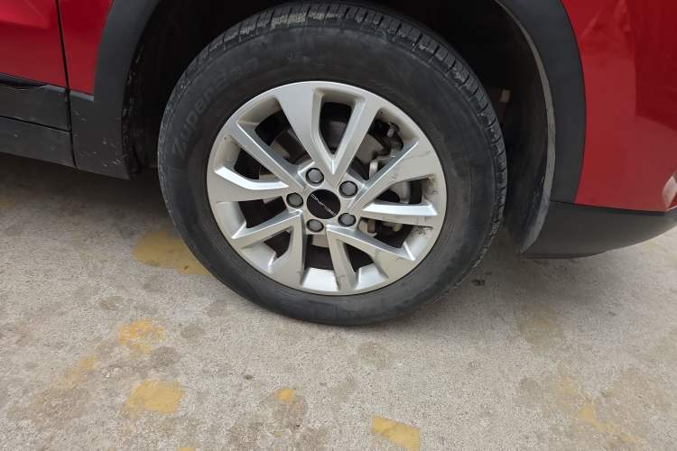 Used BAIC Beijing X3 2021 1.5T Manual Glory Edition Right Front Wheel Hub