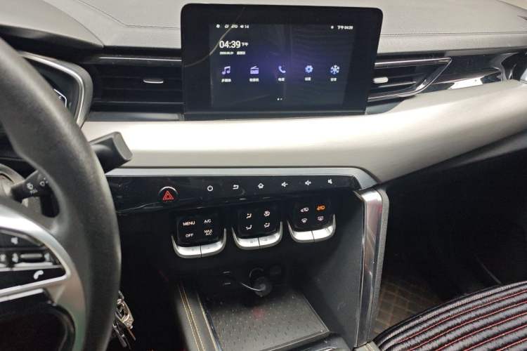 Used BAIC Beijing X3 2021 1.5T Manual Glory Edition Audio And AC Panel