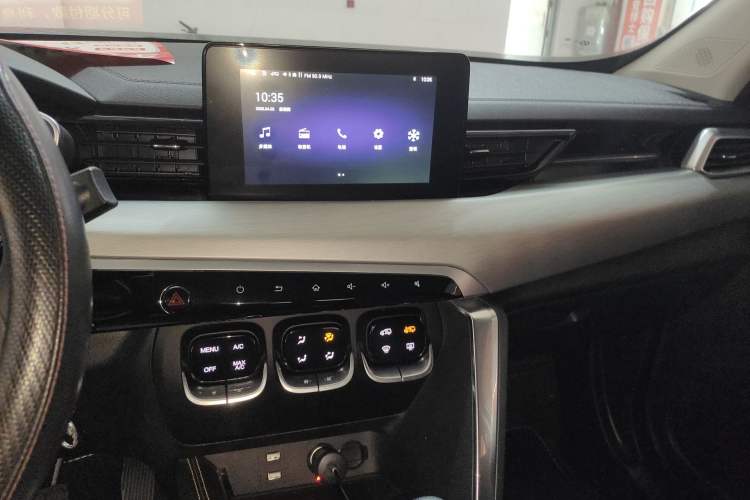 Used BAIC Beijing X3 2021 1.5T Manual Glory Edition Audio And AC Panel
