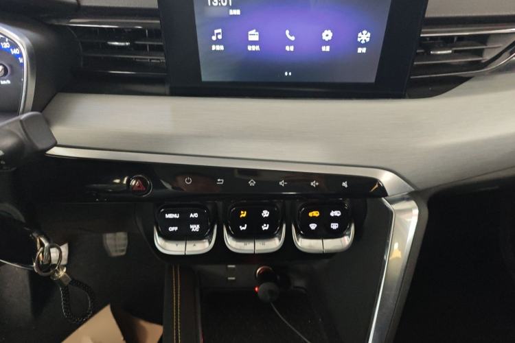 Used BAIC Beijing X3 2021 1.5T Manual Glory Edition Audio And AC Panel