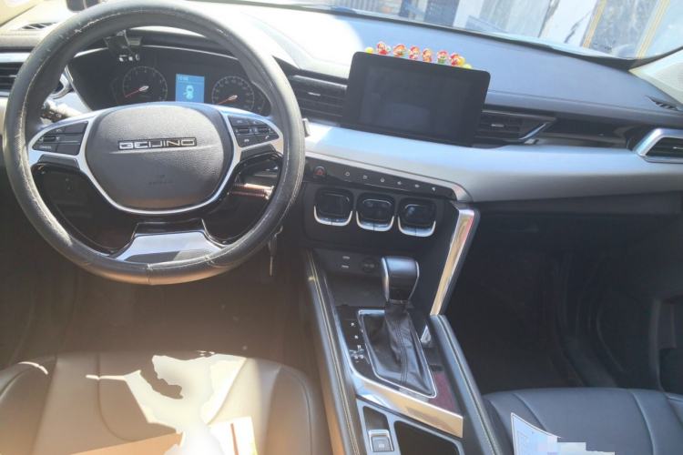 Used BAIC Beijing X3 2021 1.5T CVT Glory Edition Center Console