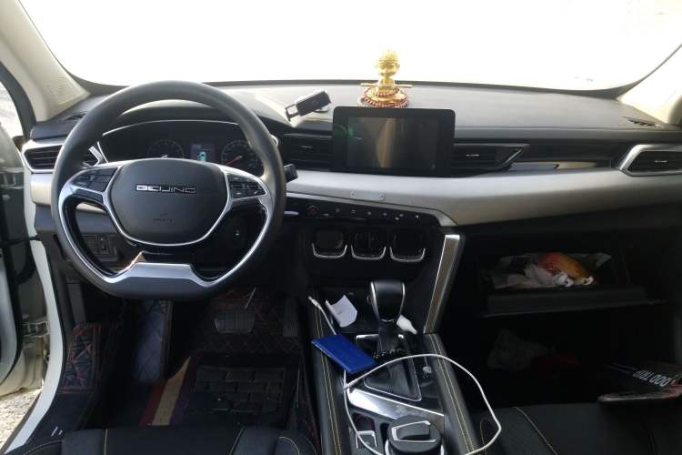 Used BAIC Beijing X3 2021 1.5T CVT Honor Edition PLUS Center Console