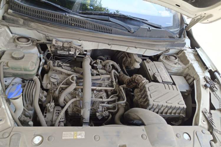Used BAIC Beijing X3 2021 1.5T Manual Glory Edition Engine Bay