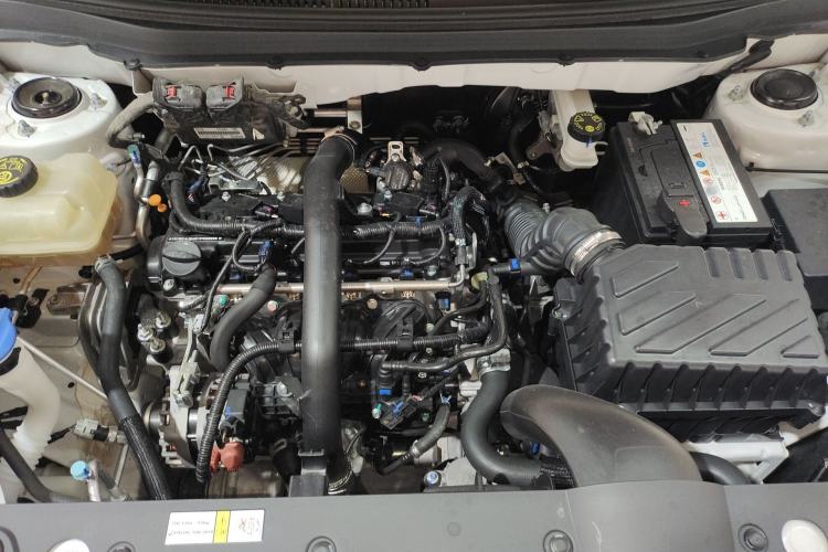 Used BAIC Beijing X3 2021 1.5T Manual Glory Edition Engine Bay