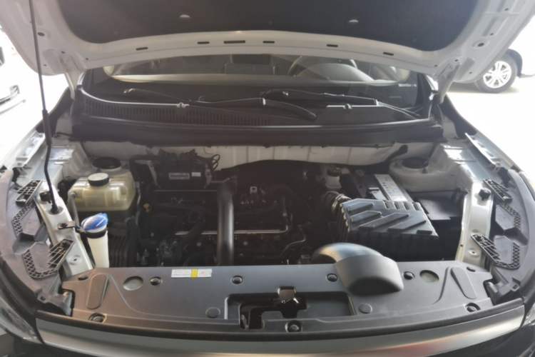 Used BAIC Beijing X3 2021 1.5T Manual Glory Edition Engine Bay