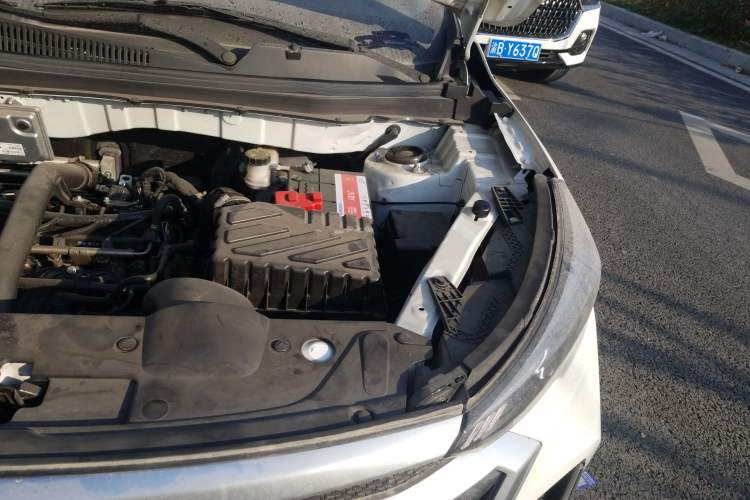 Used BAIC Beijing X3 2021 1.5T CVT Honor Edition PLUS Engine Bay Left