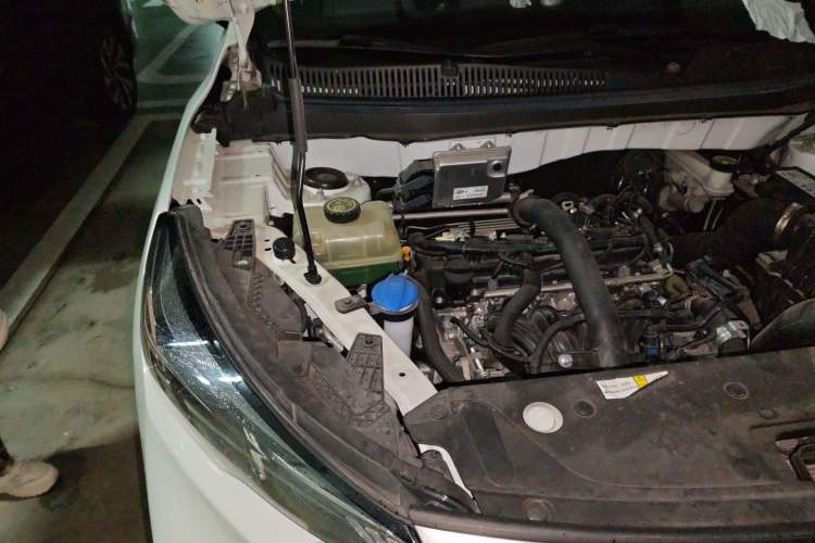 Used BAIC Beijing X3 2021 1.5T CVT Glory Edition Engine Bay Right