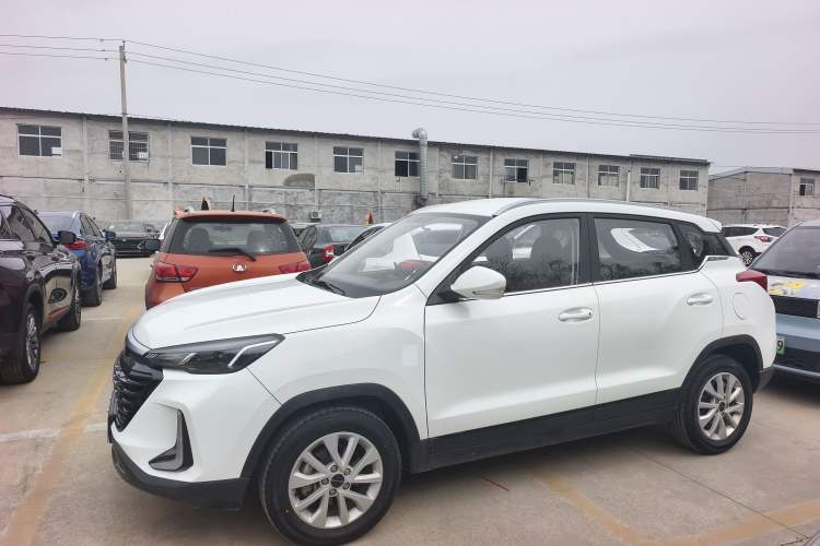 Used BAIC Beijing X3 2021 1.5T Manual Glory Edition Exterior 2