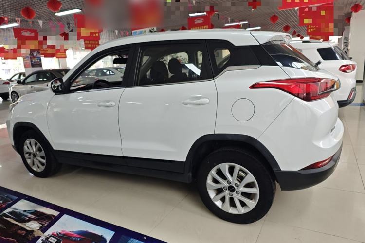 Used BAIC Beijing X3 2021 1.5T Manual Glory Edition Exterior 3
