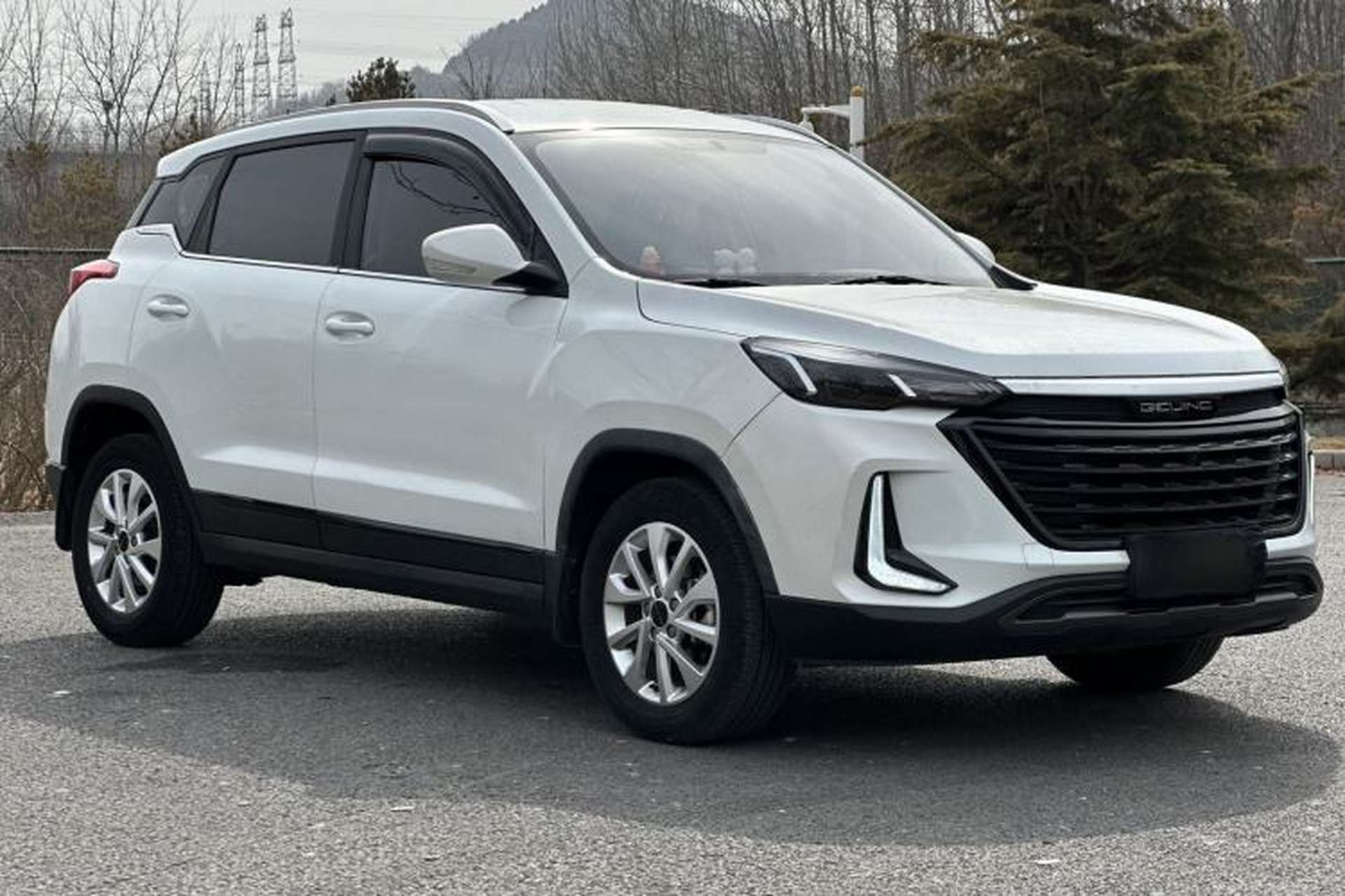 Used BAIC Beijing X3 2021 1.5T CVT Glory Edition Exterior 3