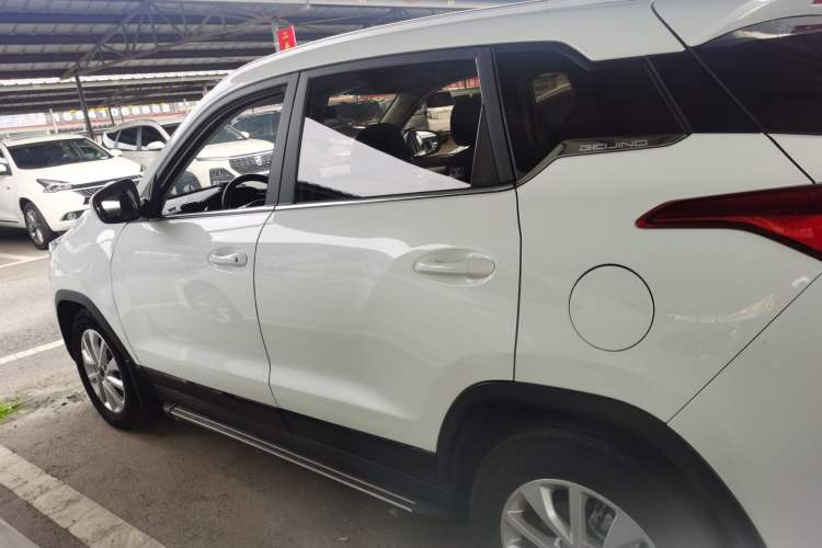 Used BAIC Beijing X3 2021 1.5T CVT Glory Edition Exterior 3