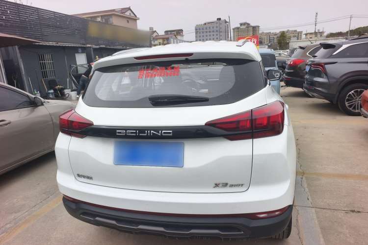 Used BAIC Beijing X3 2021 1.5T Manual Glory Edition Exterior 4