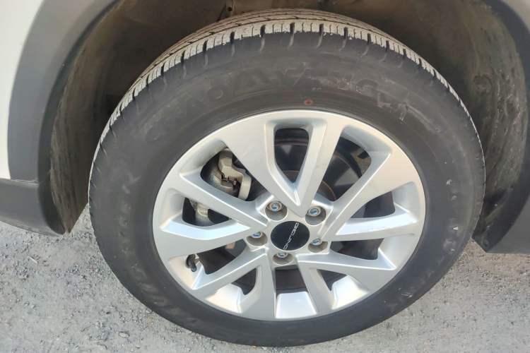 Used BAIC Beijing X3 2021 1.5T CVT Glory Edition Exterior 4