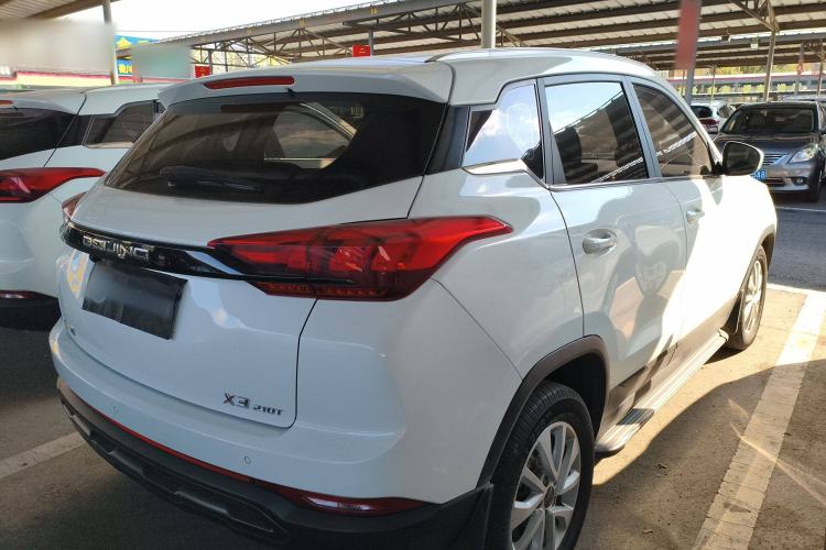 Used BAIC Beijing X3 2021 1.5T CVT Glory Edition Exterior 5