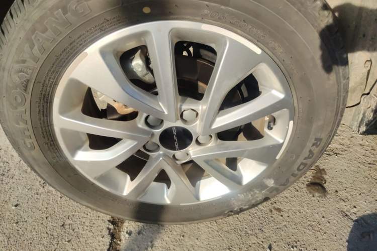 Used BAIC Beijing X3 2021 1.5T CVT Glory Edition Exterior 5