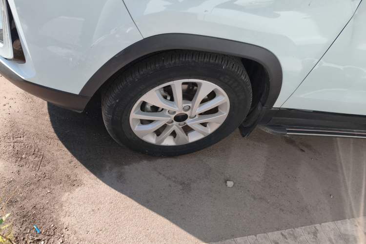 Used BAIC Beijing X3 2021 1.5T CVT Glory Edition Exterior 7