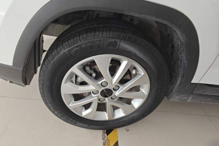 Used BAIC Beijing X3 2021 1.5T Manual Glory Edition Exterior 7
