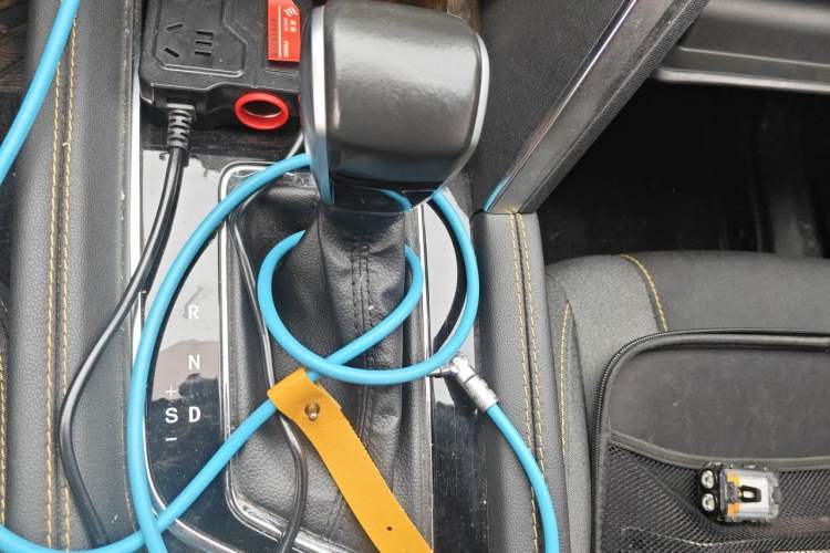 Used BAIC Beijing X3 2021 1.5T CVT Glory Edition Gear Lever