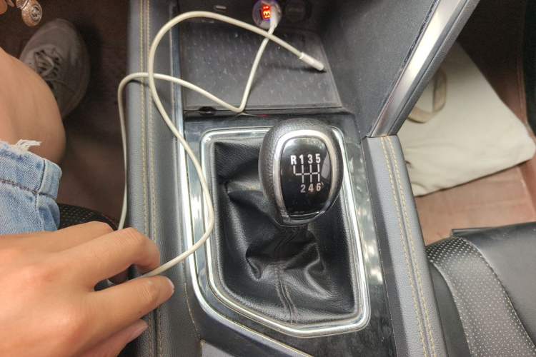 Used BAIC Beijing X3 2021 1.5T Manual Glory Edition Gear Lever