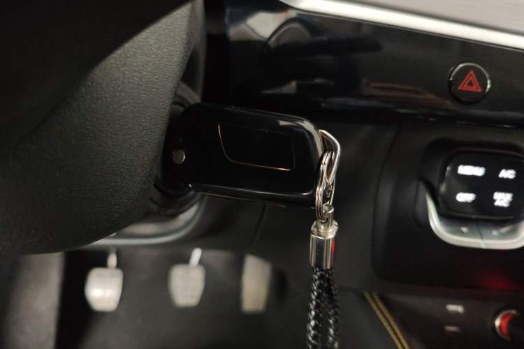 Used BAIC Beijing X3 2021 1.5T Manual Glory Edition Interior 1