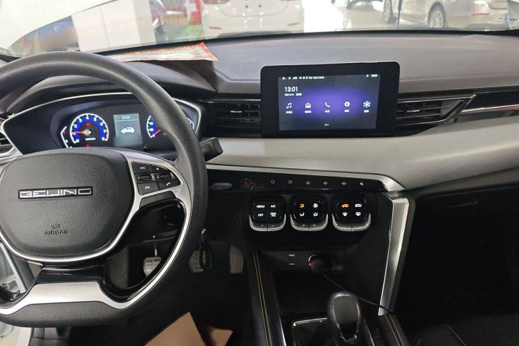 Used BAIC Beijing X3 2021 1.5T Manual Glory Edition Interior 2
