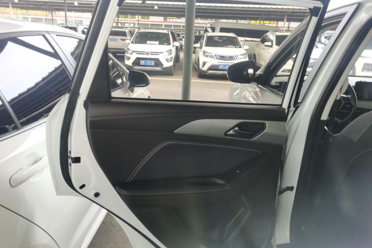 Used BAIC Beijing X3 2021 1.5T CVT Glory Edition Interior 8
