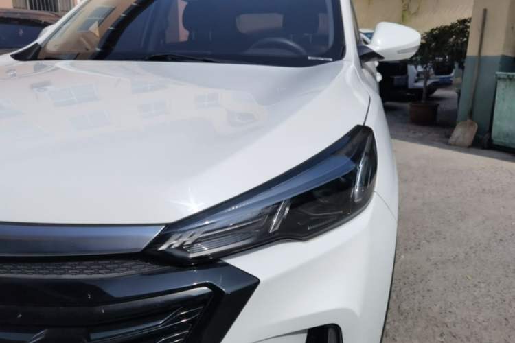 Used BAIC Beijing X3 2021 1.5T Manual Glory Edition Left Front Headlight
