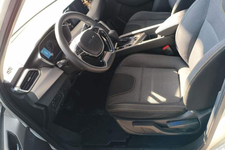 Used BAIC Beijing X3 2021 1.5T CVT Glory Edition Left Front Seat