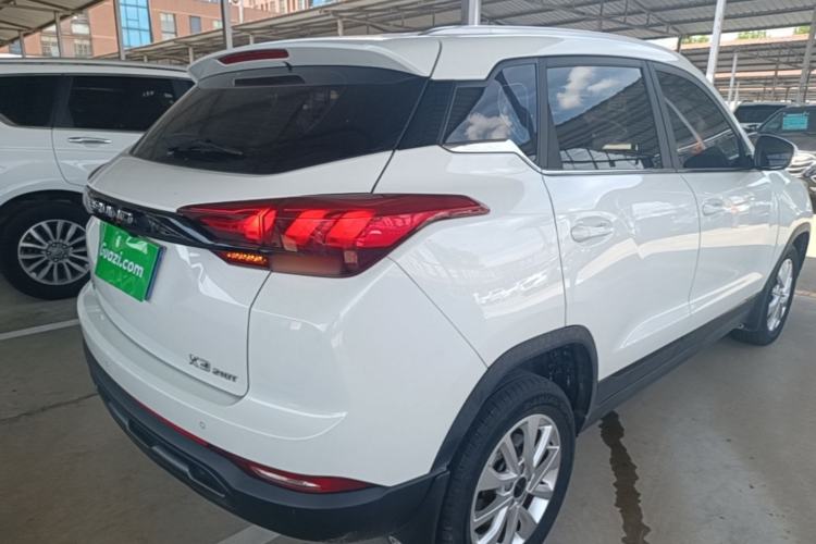 Used BAIC Beijing X3 2021 1.5T CVT Glory Edition Rear Right 45 Deg