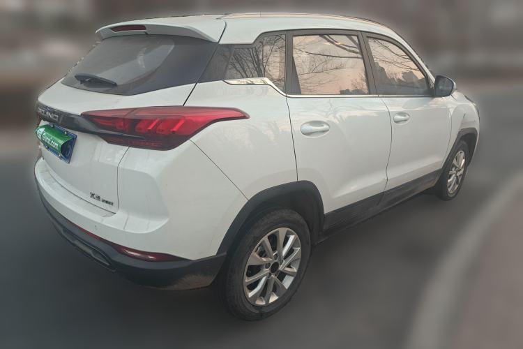 Used BAIC Beijing X3 2021 1.5T CVT Glory Edition Rear Right 45 Deg