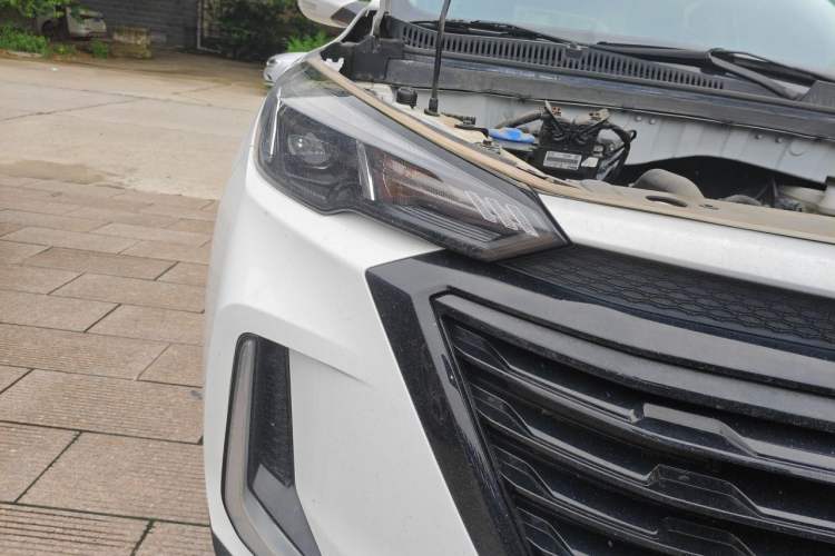 Used BAIC Beijing X3 2021 1.5T CVT Glory Edition Right Front Headlight