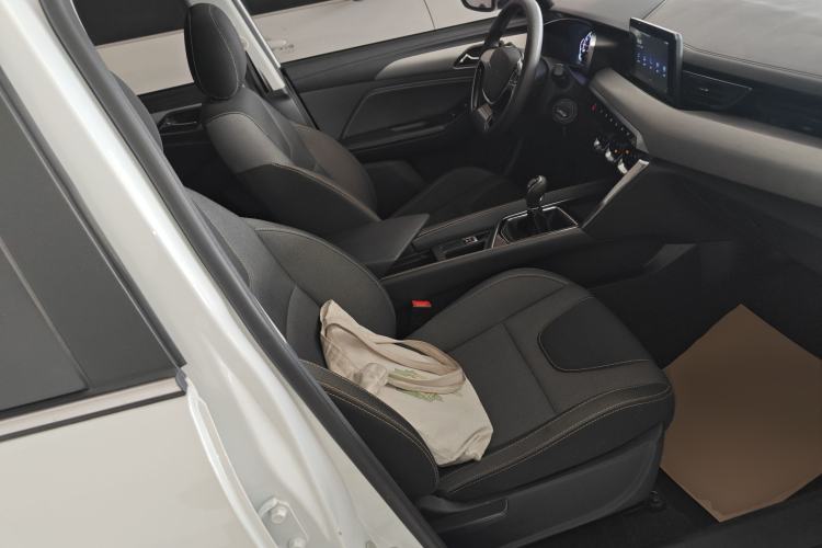 Used BAIC Beijing X3 2021 1.5T Manual Glory Edition Right Front Seat