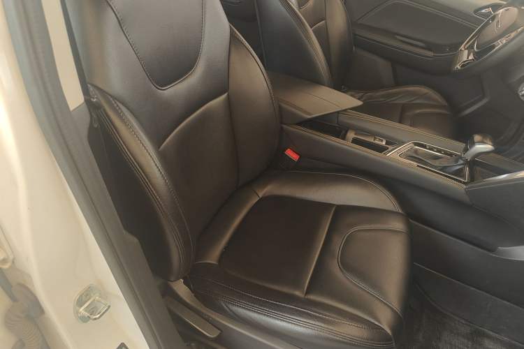 Used BAIC Beijing X3 2021 1.5T CVT Glory Edition Right Front Seat
