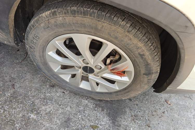 Used BAIC Beijing X3 2021 1.5T CVT Glory Edition Right Front Wheel Hub