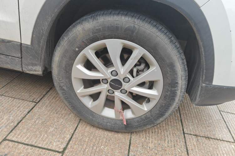 Used BAIC Beijing X3 2021 1.5T CVT Glory Edition Right Front Wheel Hub