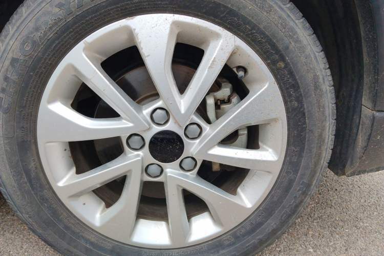 Used BAIC Beijing X3 2021 1.5T CVT Glory Edition Right Front Wheel Hub