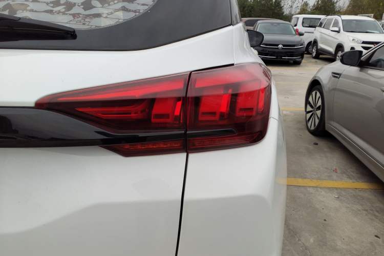 Used BAIC Beijing X3 2021 1.5T CVT Glory Edition Right Rear Taillight