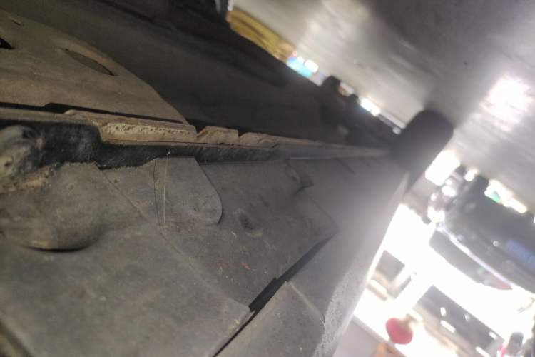 Used BAIC Beijing X3 2021 1.5T Manual Glory Edition Right Side Sill