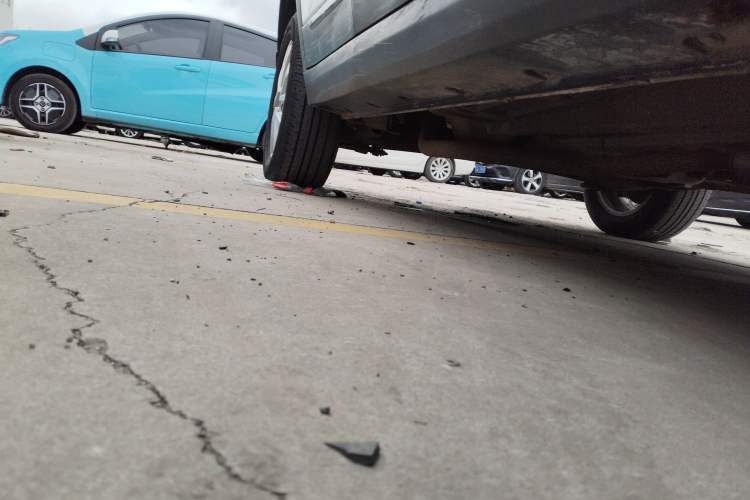 Used BAIC Beijing X3 2021 1.5T CVT Glory Edition Right Side Sill