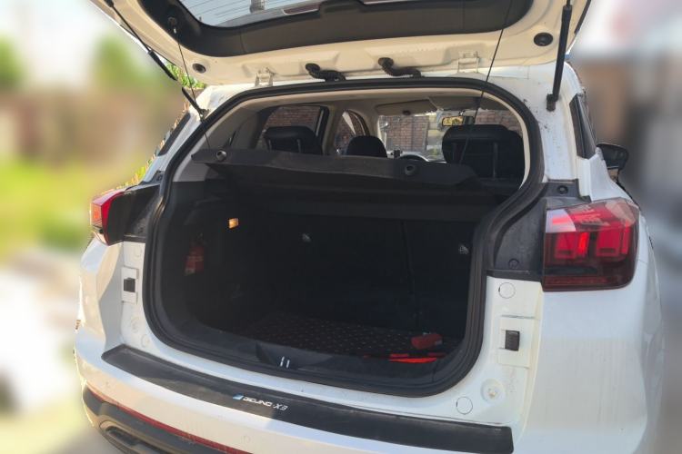 Used BAIC Beijing X3 2021 1.5T CVT Glory Edition Trunk