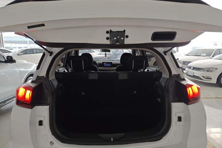 Used BAIC Beijing X3 2021 1.5T Manual Glory Edition Trunk