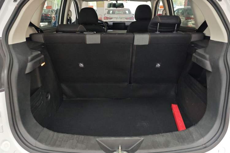 Used BAIC Beijing X3 2021 1.5T Manual Glory Edition Trunk