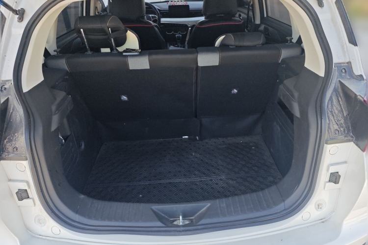Used BAIC Beijing X3 2021 1.5T CVT Glory Edition Trunk