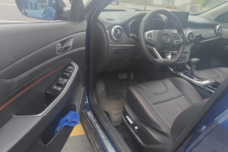 Used BAIC Beijing X5 2018 1.5T CVT New Smart Version China V Emission Standard Driver Seat