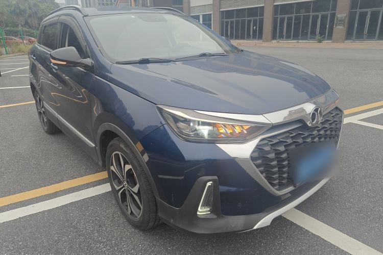 Used BAIC Beijing X5 2018 1.5T CVT New Smart Version China V Emission Standard Front Right 45 Deg