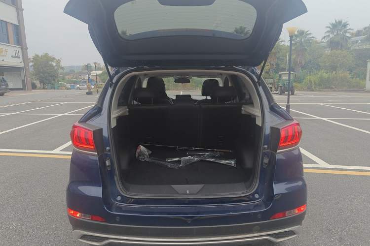 Used BAIC Beijing X5 2018 1.5T CVT New Smart Version China V Emission Standard Trunk