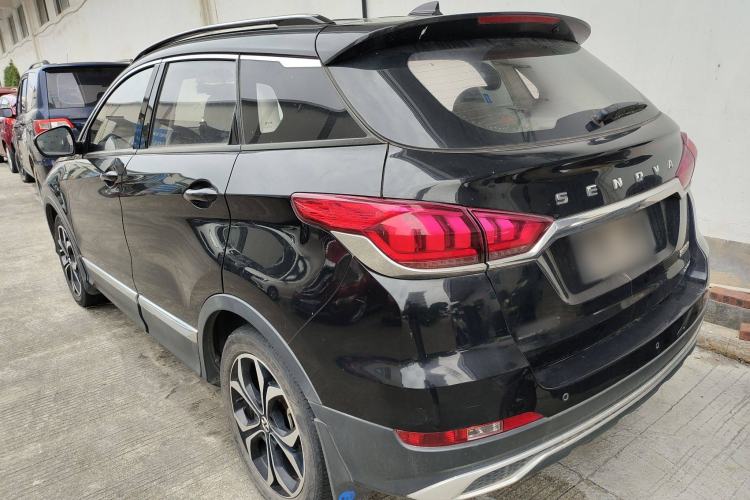 Used BAIC Beijing X5 2018 1.5T CVT Elite Version National V Exterior 5