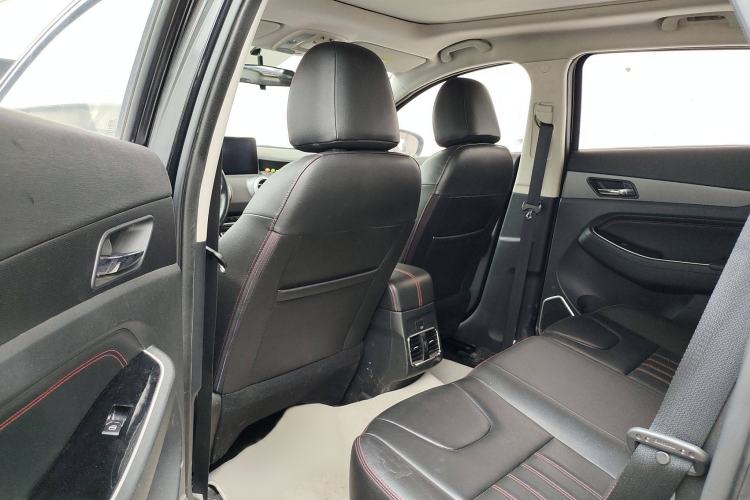 Used BAIC Beijing X5 2018 1.5T CVT Elite Version National V Interior 1