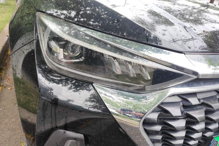 Used BAIC Beijing X5 2018 1.5T CVT Elite Version National V Right Front Headlight