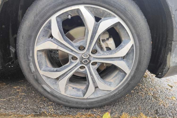 Used BAIC Beijing X5 2018 1.5T CVT Elite Version National V Right Front Wheel Hub